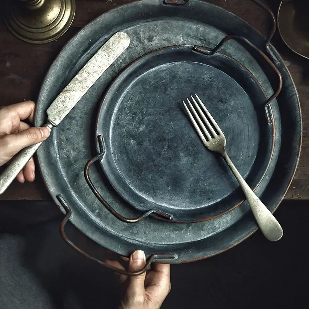 High quality Metal Bread Tray With Handle Old Iron Home Decor Tableware Plate with handle round tray for food & home photo prop - Image 12