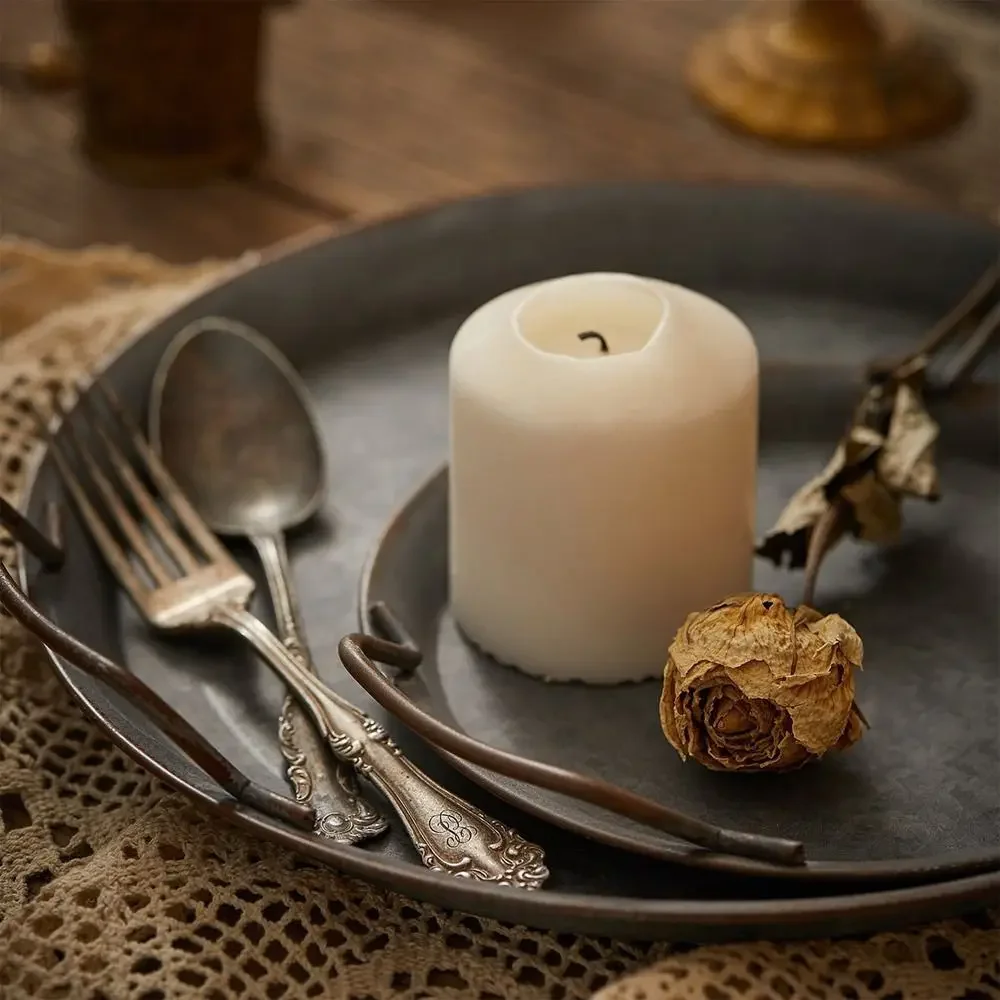 High quality Metal Bread Tray With Handle Old Iron Home Decor Tableware Plate with handle round tray for food & home photo prop - Image 15